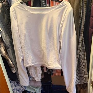 ReoRia White Long Sleeve Crop Top